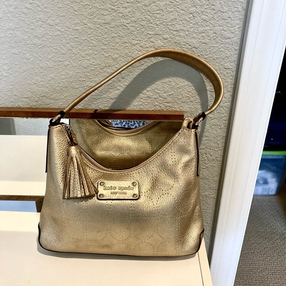Kate Spade Vintage Mini Gold Bag. Excellent Condition - Picture 2 of 16